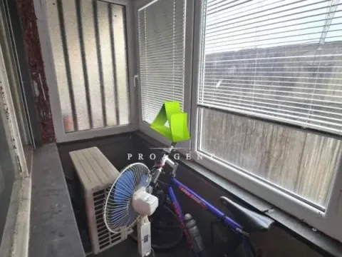 Prodaja, trosoban stan, 72m², Crveni Pevac, Niš - image 13