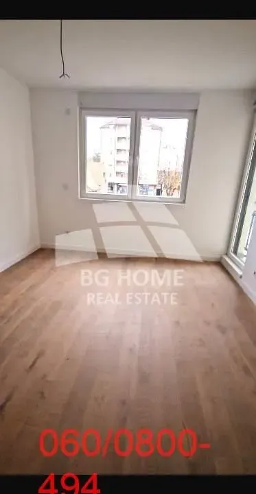 Prodaja, četvorosoban stan, 70m², Zemun Gornji Grad, Zemun Sve Podlokacije