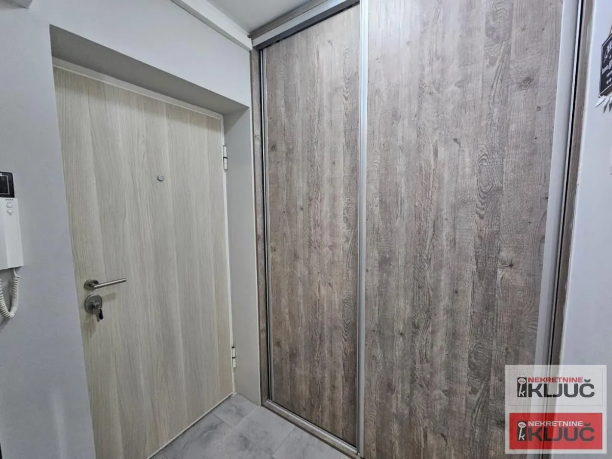 Sale, one bedroom apartment, 33m², Bulevar Oslobodjenja, Novi Sad Sve Podlokacije