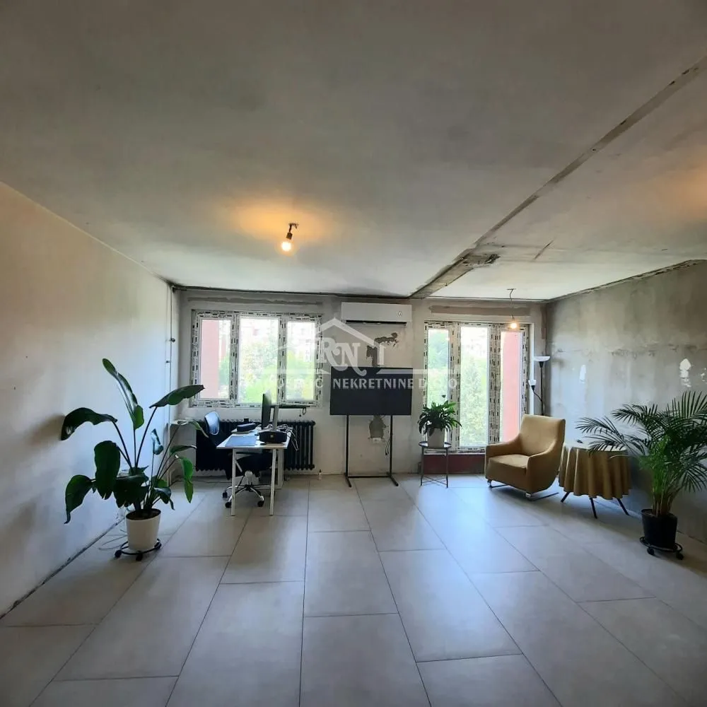 Sale, three bedroom apartment, 84m², Banjica, Voždovac Sve Podlokacije