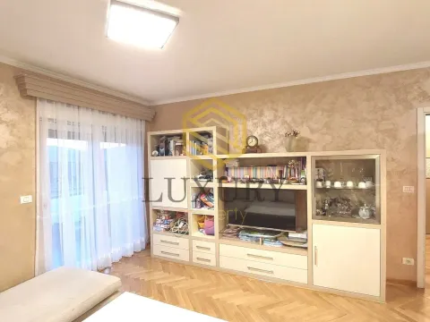 Rent, two bedroom apartment, 88m², City Kvart, Podgorica - image 3