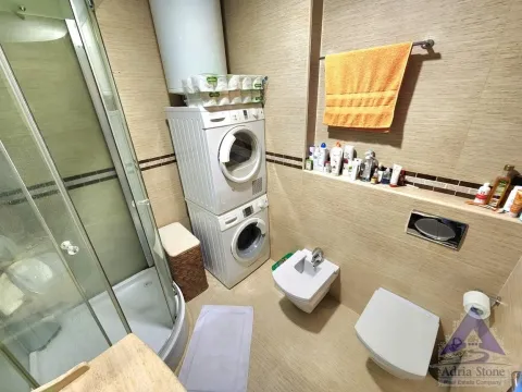 Sale, three bedroom apartment, 179m², Rozino, Budva - image 29