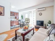 Izdavanje, jednosoban stan, 62m², Pobrežje, Podgorica - image 1