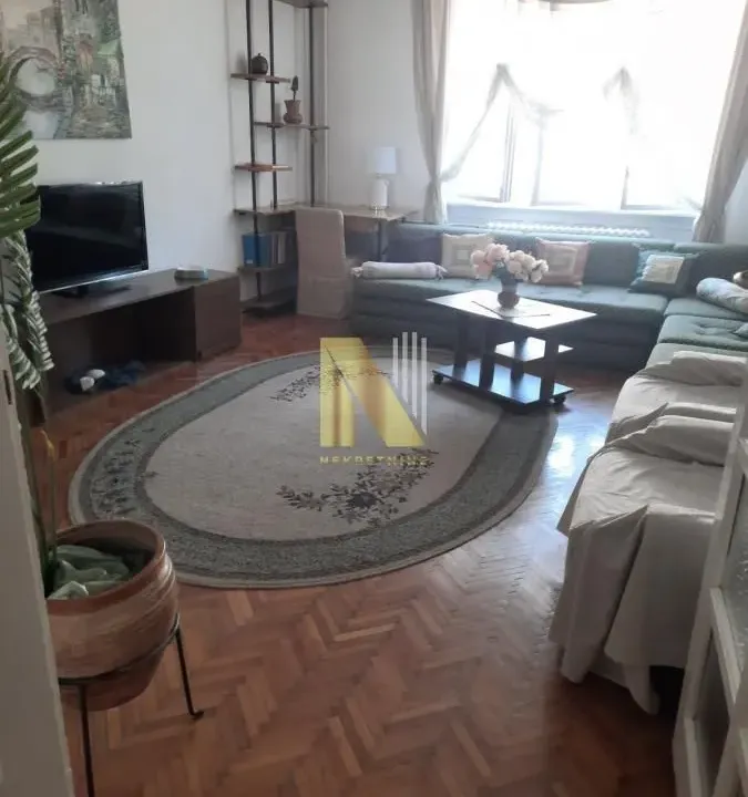 Izdavanje, jednosoban stan, 40m², Stari grad, Novi Sad