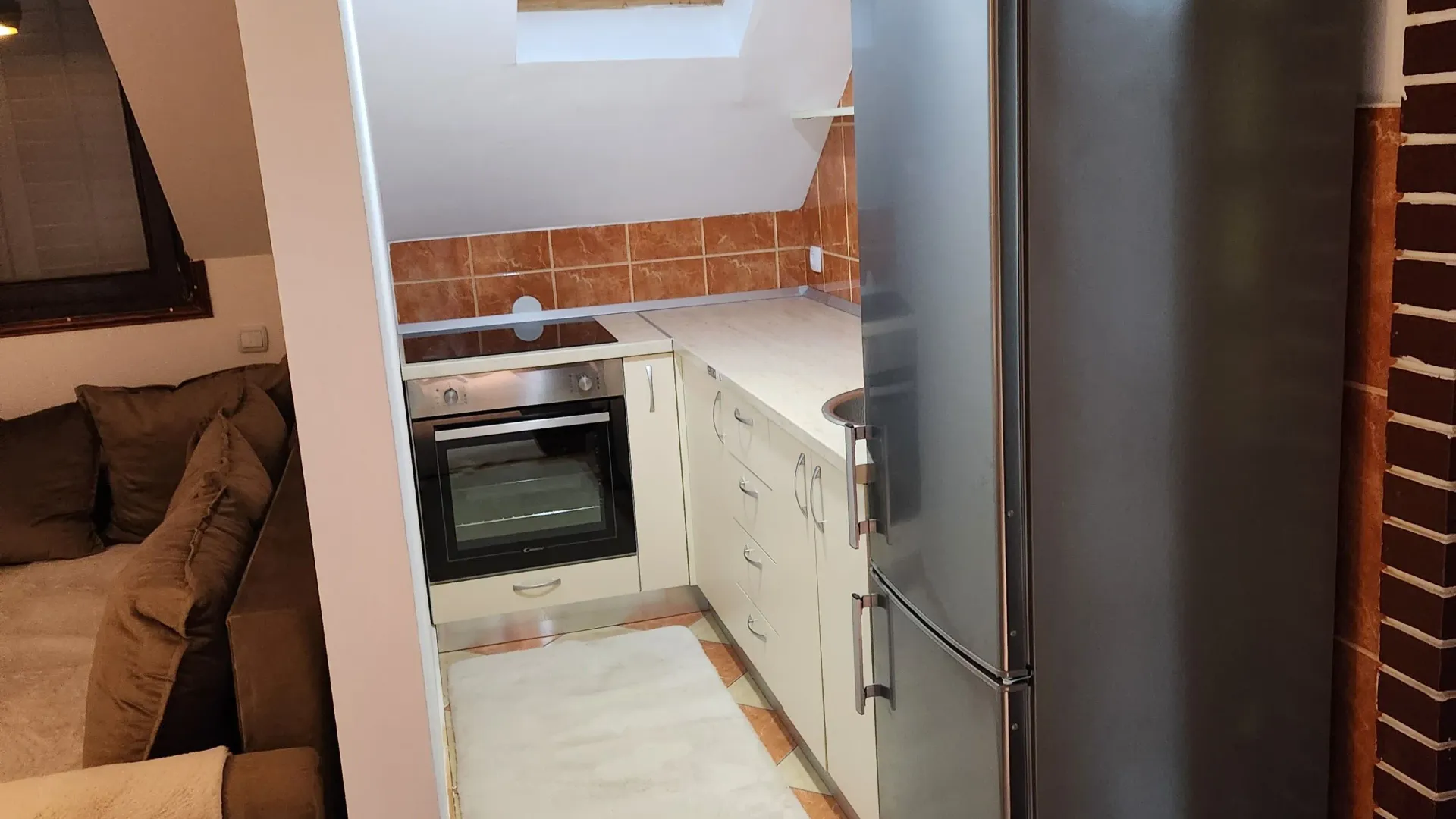 Prodaja, trosoban stan, 57m², Stara varoš, Nikšić
