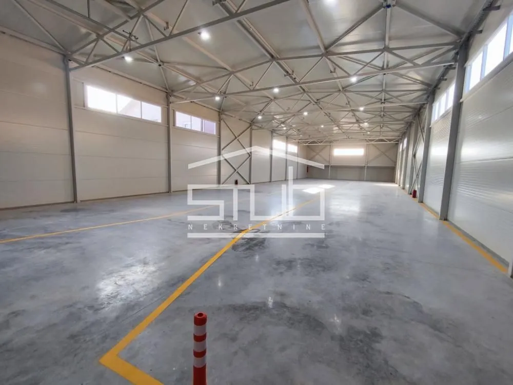 Rent, office space, 660m², Zemun Sve Podlokacije, Beograd