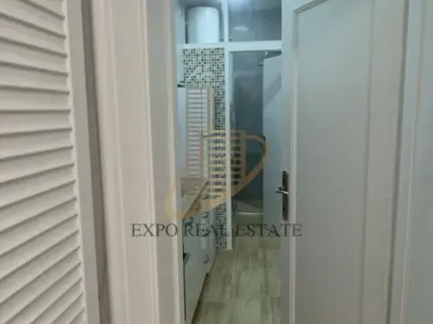 Izdavanje, dvosoban stan, 50m², Kalenić Pijaca, Vračar Sve Podlokacije - image 11