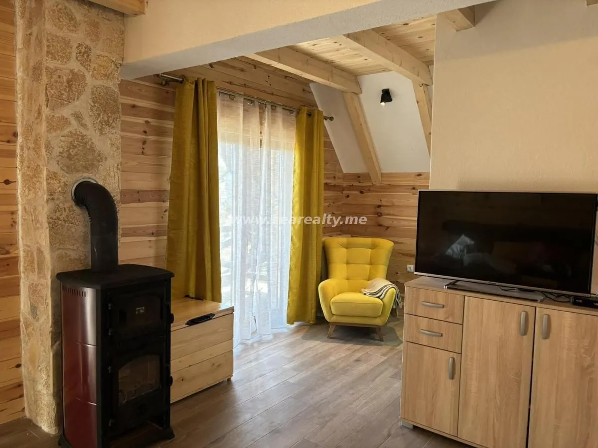 Sale, house, 320m², Žabljak, Crna Gora