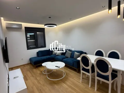 Izdavanje, dvosoban stan, 55m², City Kvart, Podgorica - image 4