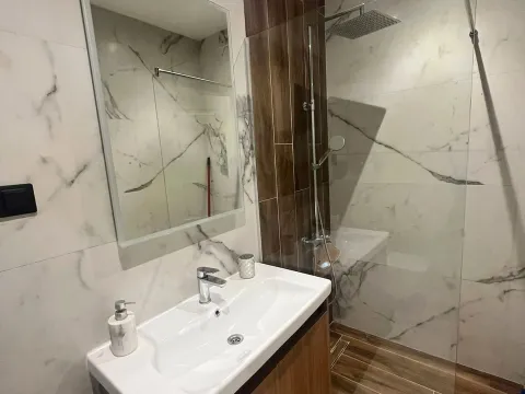 Prodaja, jednosoban stan, 50m², Bečići, Budva - image 2