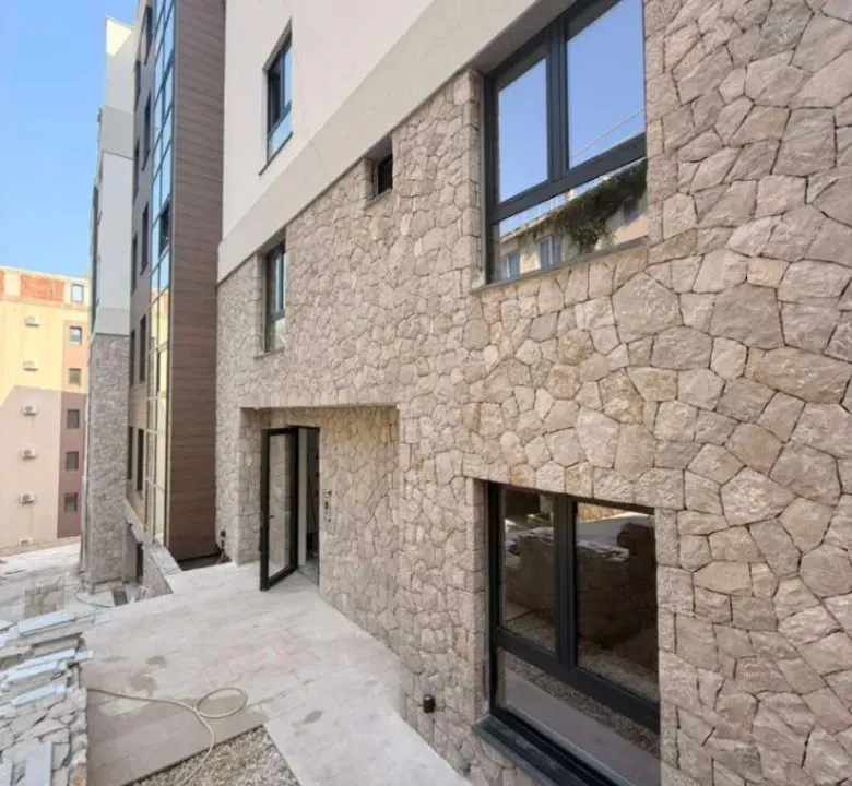 Sale, one bedroom apartment, 43m², Bečići, Budva