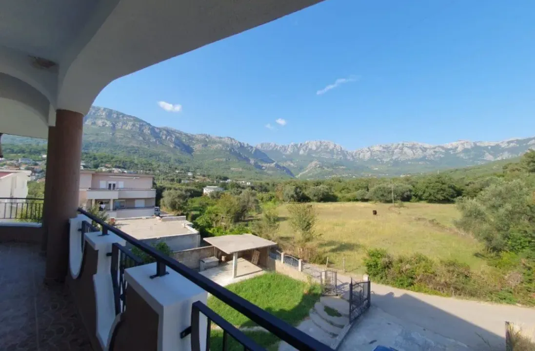 Sale, house, 450m², Bjeliši, Bar