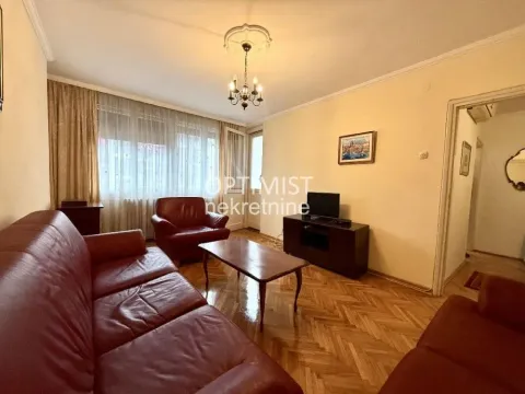 Izdavanje, jednosoban stan, 48m², Stari Grad, Beograd