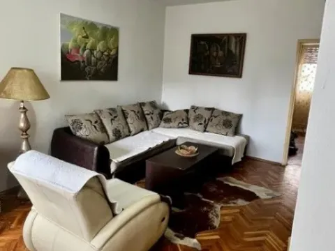 Sale, two bedroom apartment, 75m², Tuški Put, Podgorica - image 10