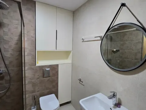 Izdavanje, stan, 50m², Tivat, Crna Gora - image 3