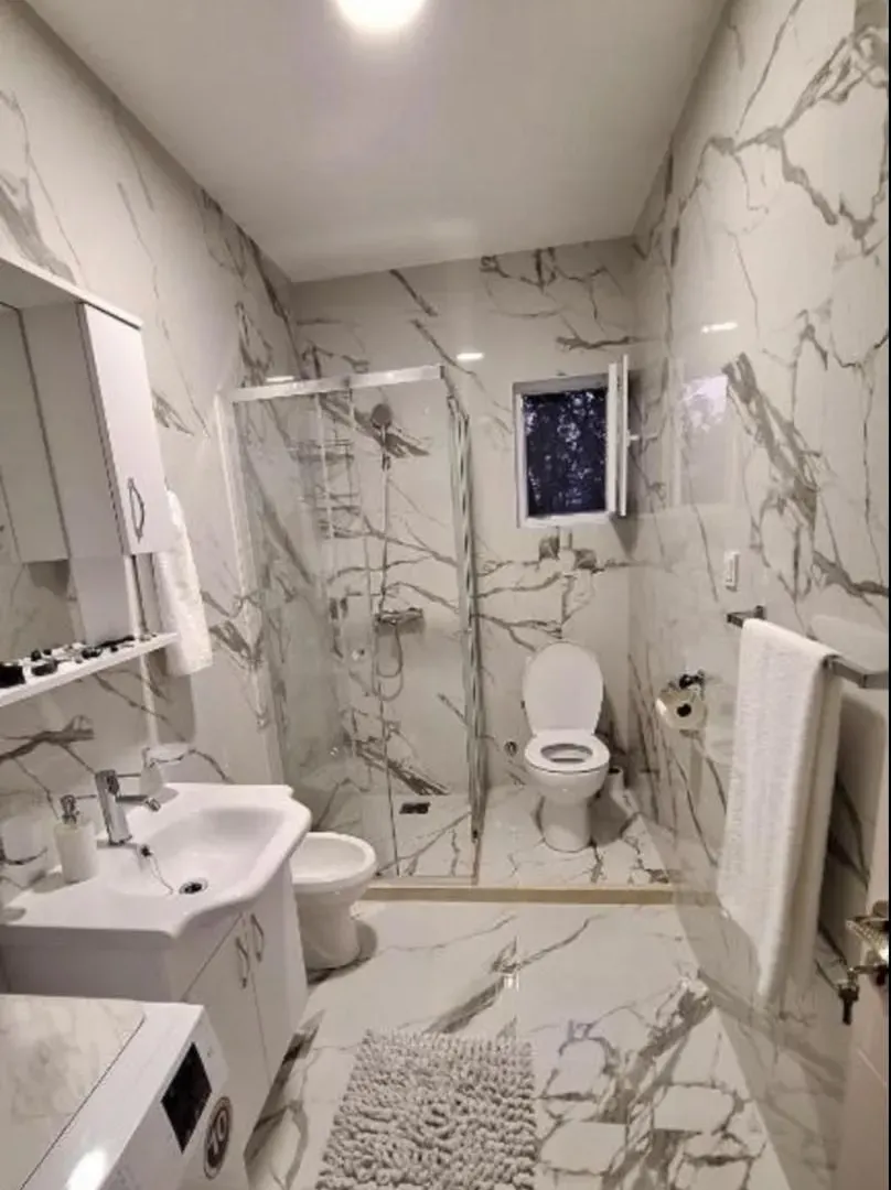 Rent, two bedroom apartment, 75m², Radanovići, Kotor