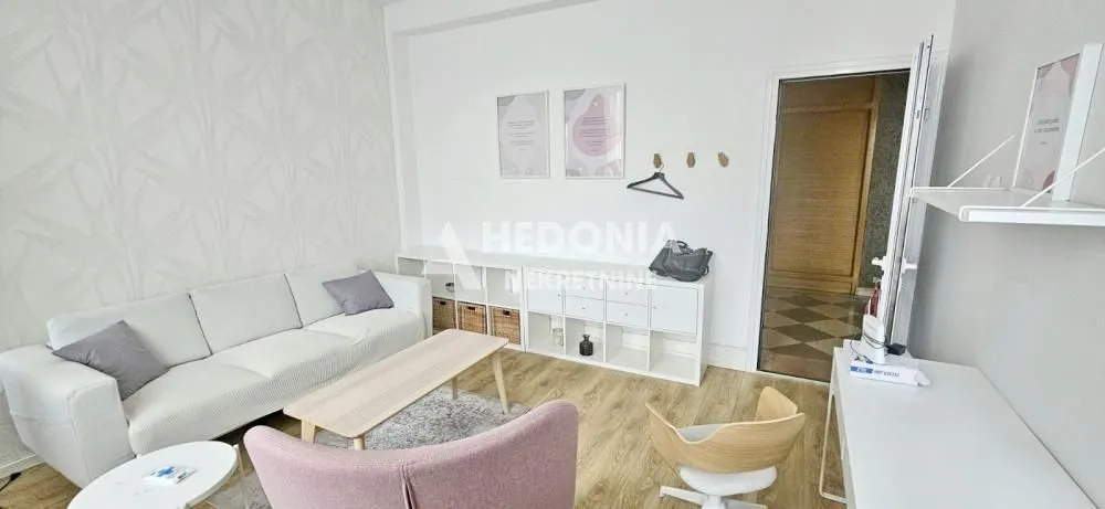 Rent, office space, 18m², Savski Venac, Beograd