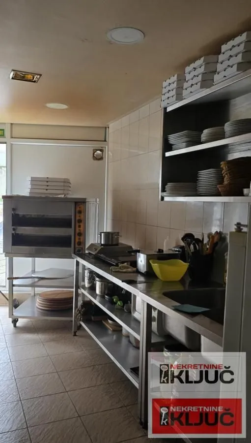 Rent, hospitality venue, 100m², Bulevar Evrope, Novi Sad Sve Podlokacije