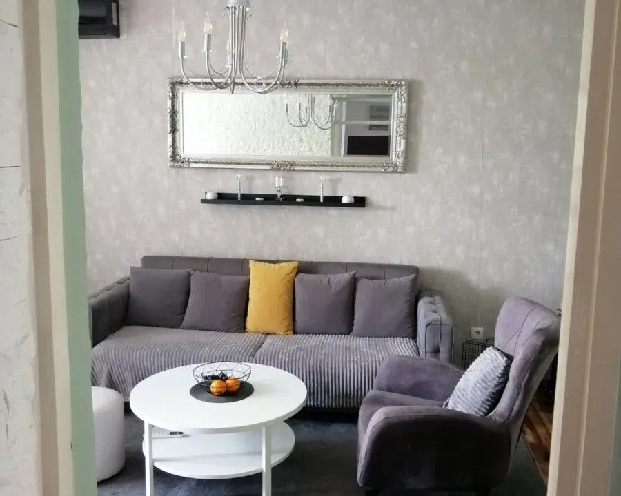 Izdavanje, dvosoban stan, 73m², Stara Varoš, Podgorica