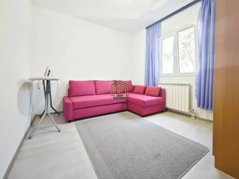 Izdavanje, trosoban stan, 90m², Donja Gorica, Podgorica - image 9