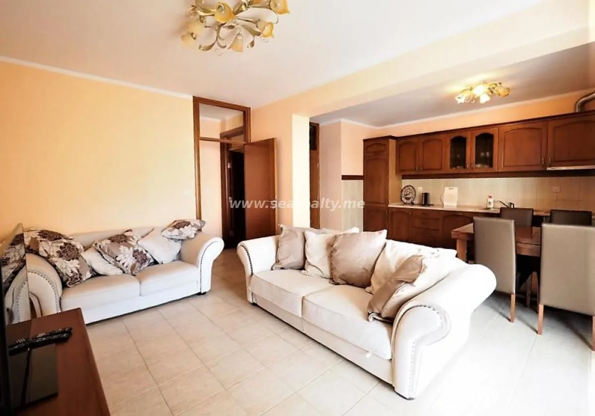 Prodaja, dvosoban stan, 82m², Budva, Crna Gora
