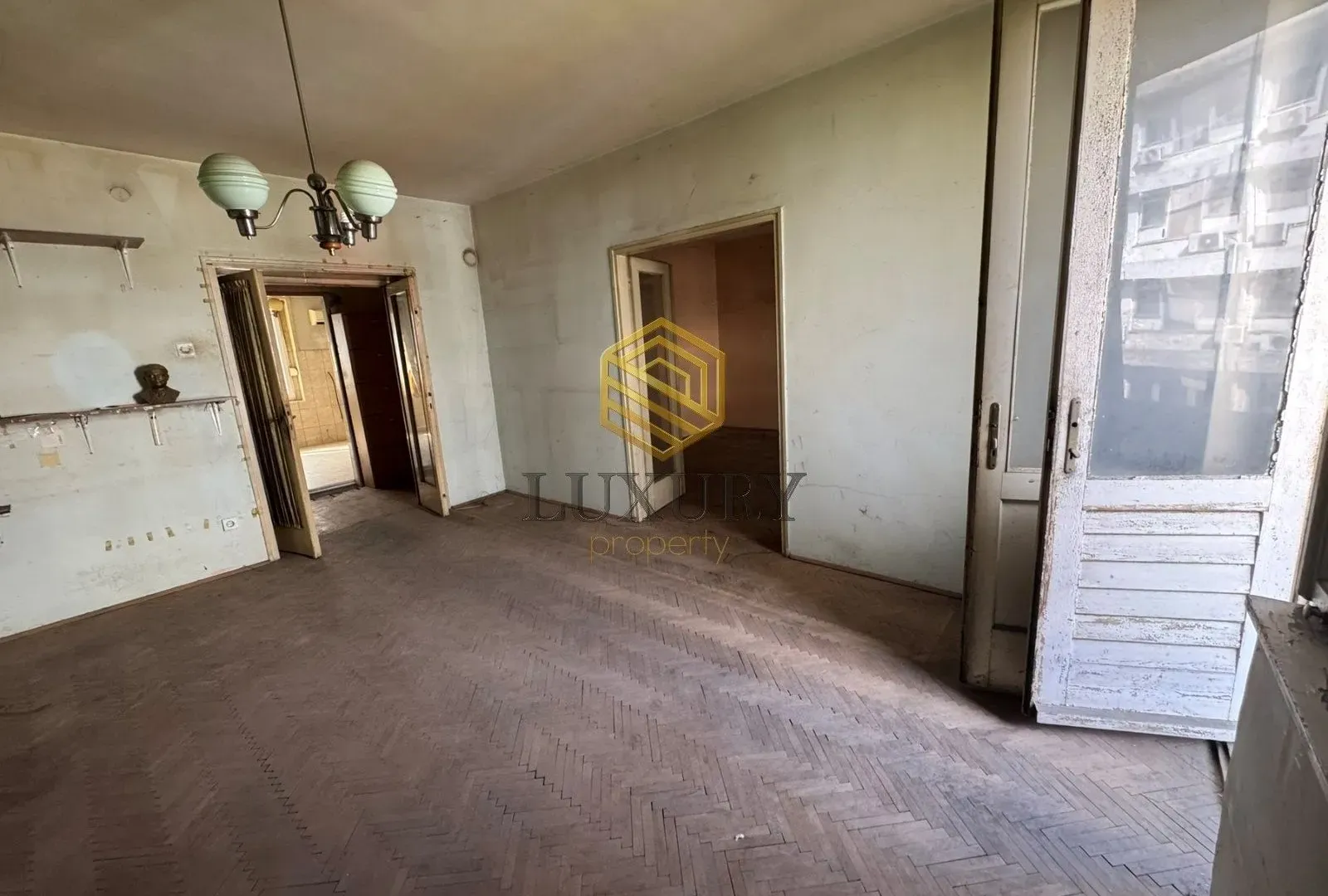 Prodaja, dvosoban stan, 85m², Centar, Podgorica