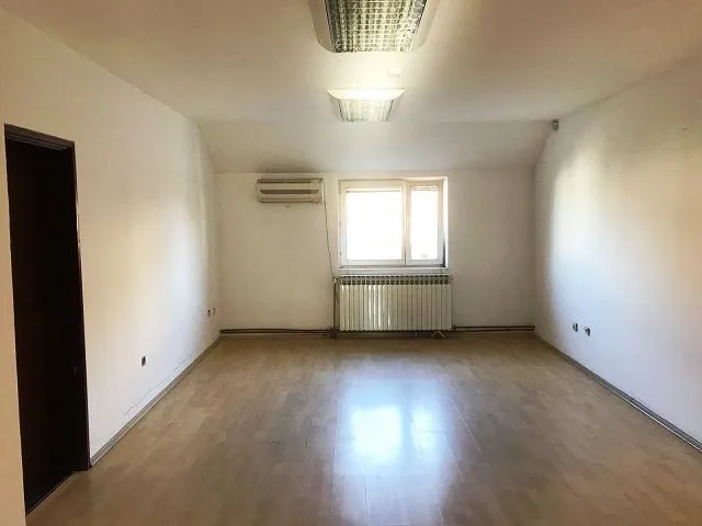 Rent, office space, 700m², Altina, Beograd