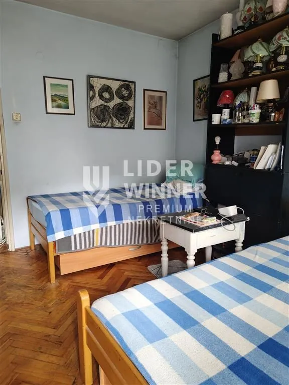 Prodaja, trosoban stan, 76m², Brace Jerković, Voždovac Sve Podlokacije