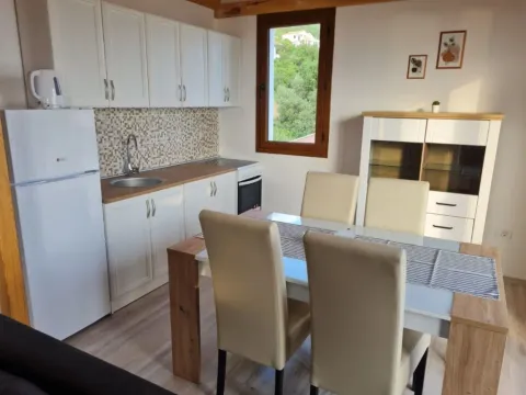 Prodaja, jednosoban stan, 53m², Krašići, Tivat - image 3