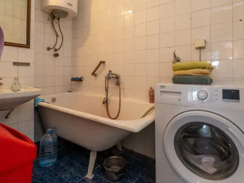 Prodaja, garsonjera, 65m², Pobrežje, Podgorica - image 8