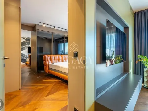 Izdavanje, četvorosoban stan, 161m², Vračar Hram, Vračar Sve Podlokacije - image 13