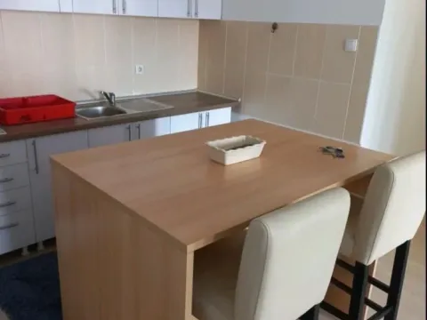 Izdavanje, dvosoban stan, 61m², Centar, Novi Sad - image 2