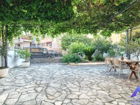 Prodaja, ugostiteljski objekat, 487m², Velji Vinogradi, Budva - image 25