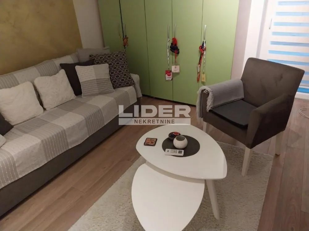 Sale, house, 48m², Cvetkova Pijaca, Zvezdara Sve Podlokacije