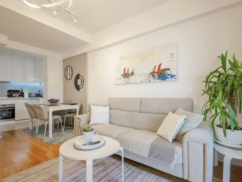 Sale, one bedroom apartment, 50m², Centar, Budva - image 8