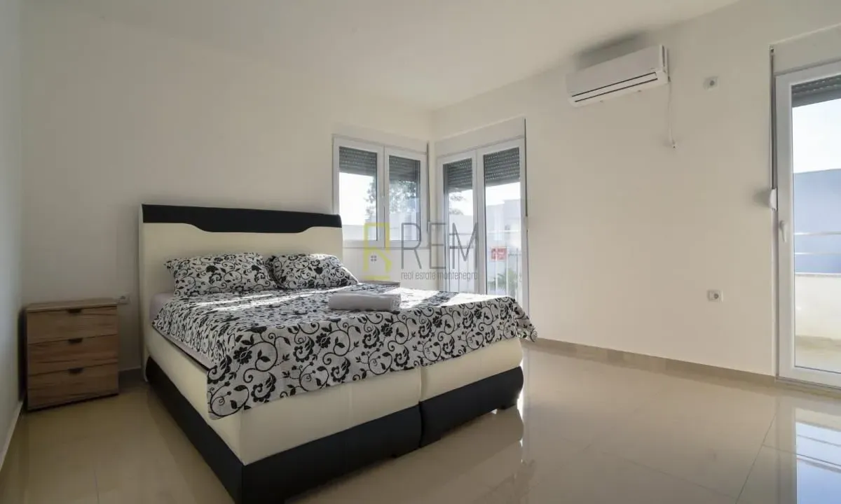 Prodaja, kuća, 200m², Donji Štoj, Ulcinj