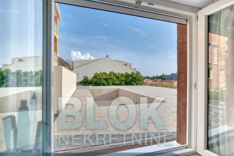 Prodaja, dvosoban stan, 60m², Petrovac, Budva - image 13