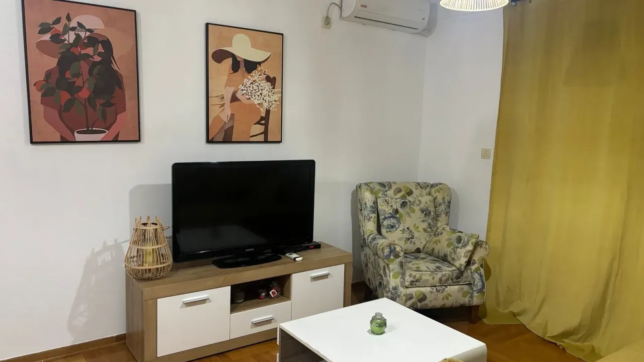 Rent, one bedroom apartment, 45m², Stari Aerodrom, Podgorica