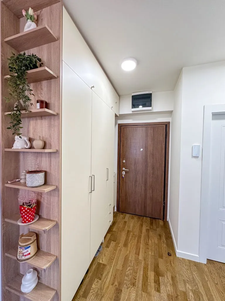 Izdavanje, jednosoban stan, 49m², Stari Aerodrom, Podgorica