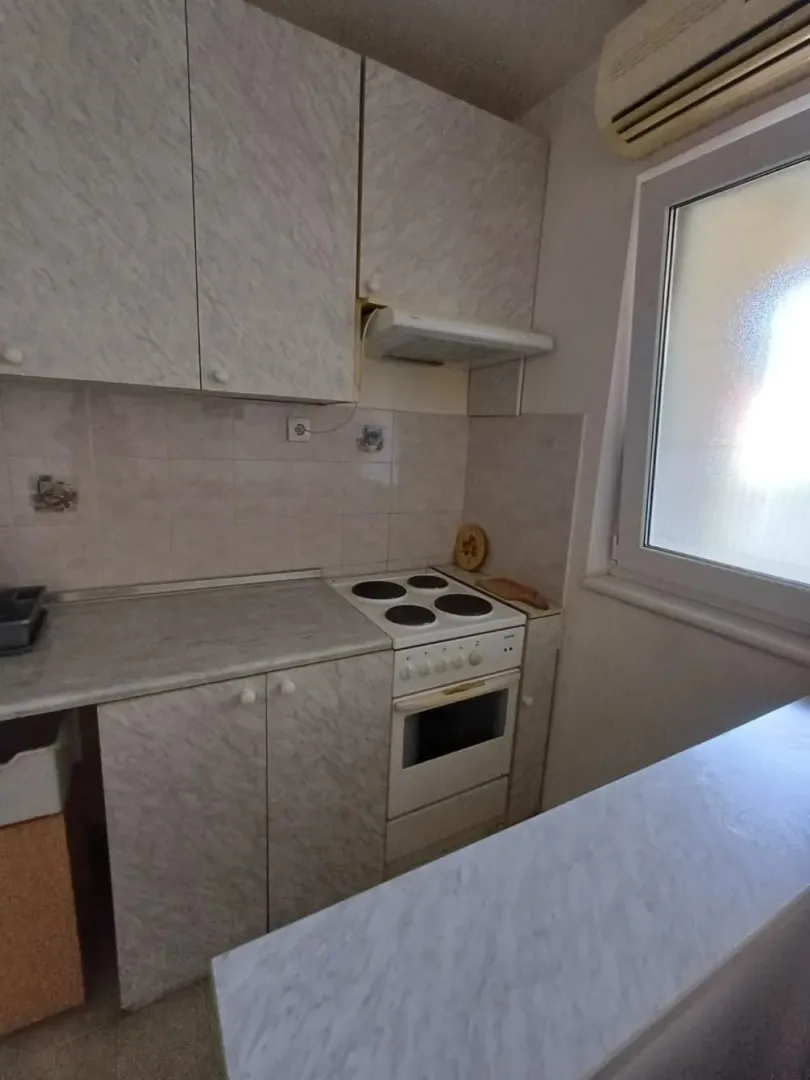 Rent, one bedroom apartment, 39m², Čukarica, Beograd