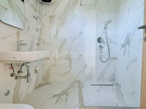 Prodaja, garsonjera, 33m², Momišići, Podgorica - image 7