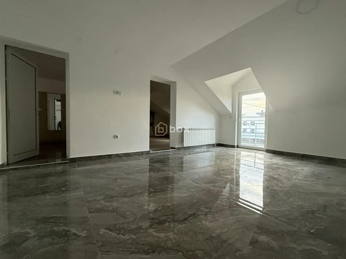 Prodaja, dvosoban stan, 87m², Donja Vrežina, Niš