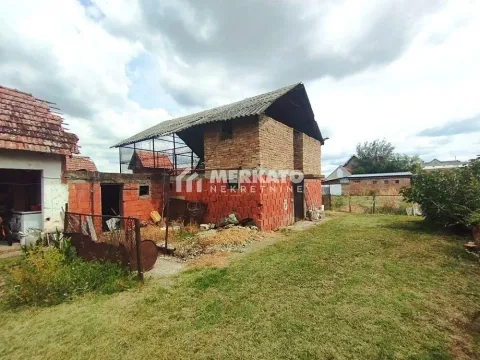 Prodaja, kuća, 77m², Klek, Zrenjanin - image 17