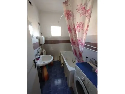 Izdavanje, trosoban stan, 120m², Čalije, Niš - image 3