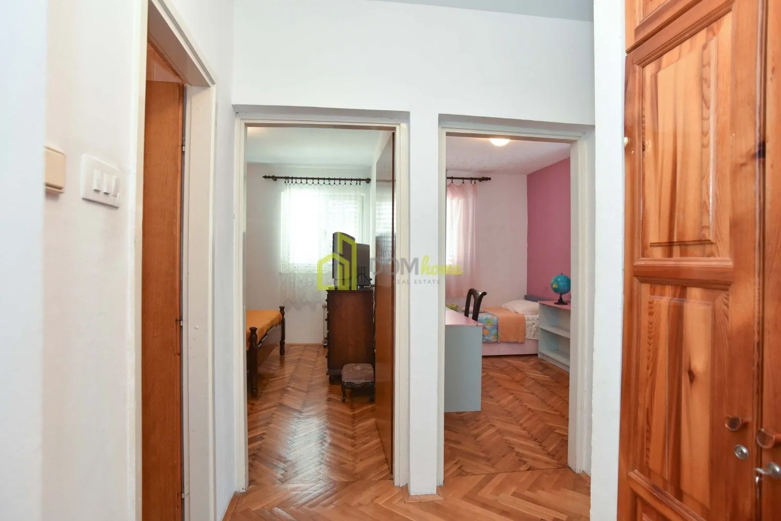 Izdavanje, trosoban stan, 92m², Dubovica, Budva