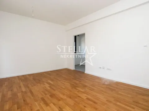 Rent, two bedroom apartment, 64m², Tološi, Podgorica - image 4