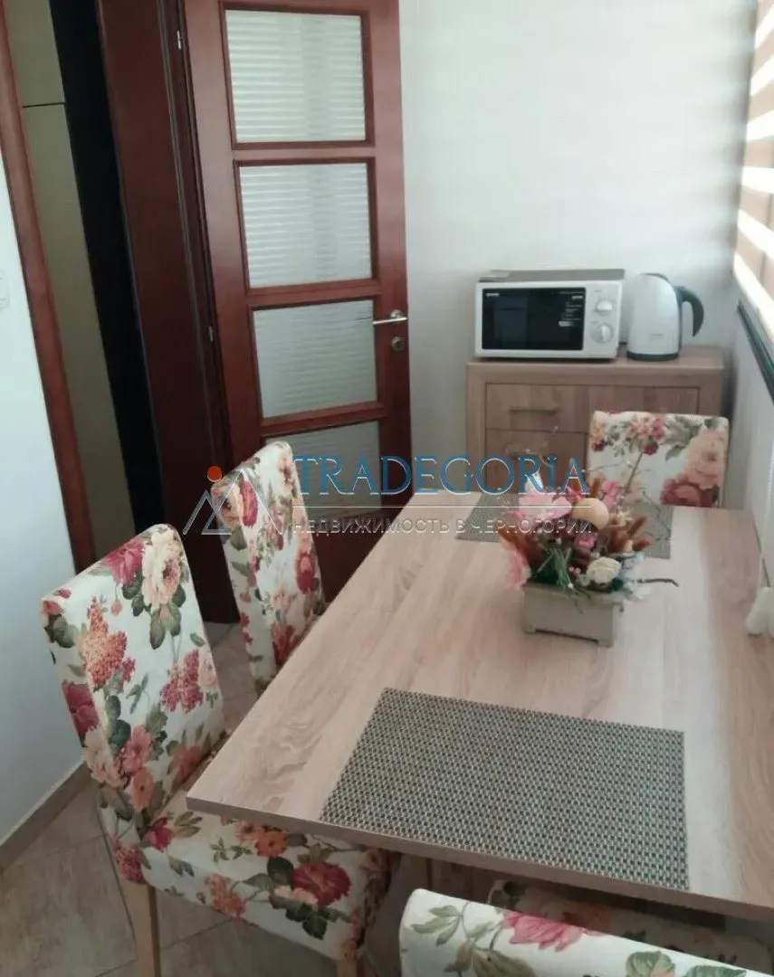 Prodaja, jednosoban stan, 50m², Sveti Stefan, Budva