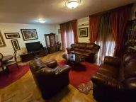 Izdavanje, trosoban stan, 115m², Stari Aerodrom, Podgorica - image 1