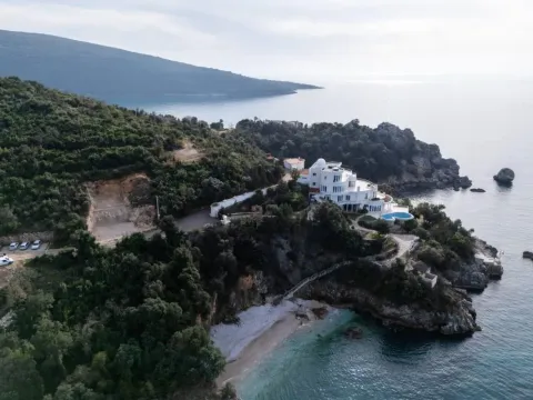 Zemljište in Utjeha