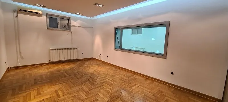Rent, office space, 390m², Stari Grad, Beograd